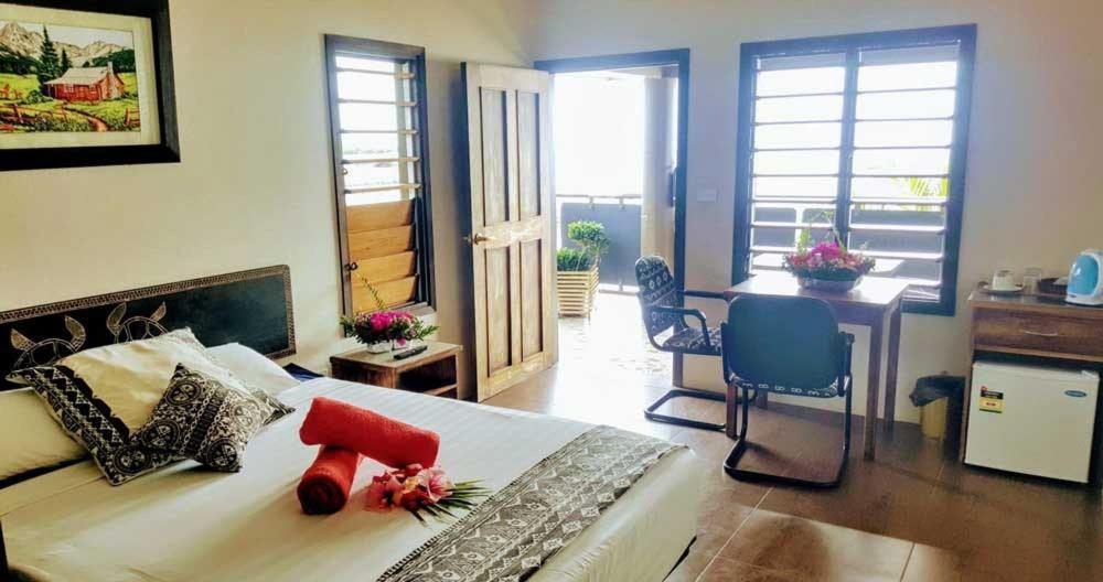 Golden Point Resort 拉奇拉奇 外观 照片