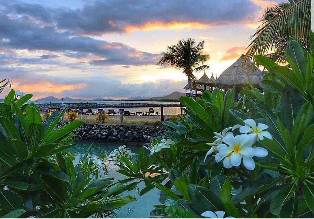 Golden Point Resort 拉奇拉奇 外观 照片